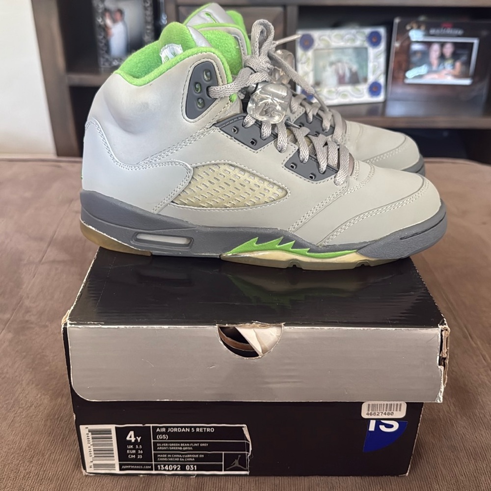 Air Jordan 5 Retro Green Bean GS Size 4Y Basketball Shoes; Like New